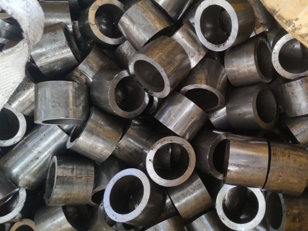 岱岳无缝钢管切割